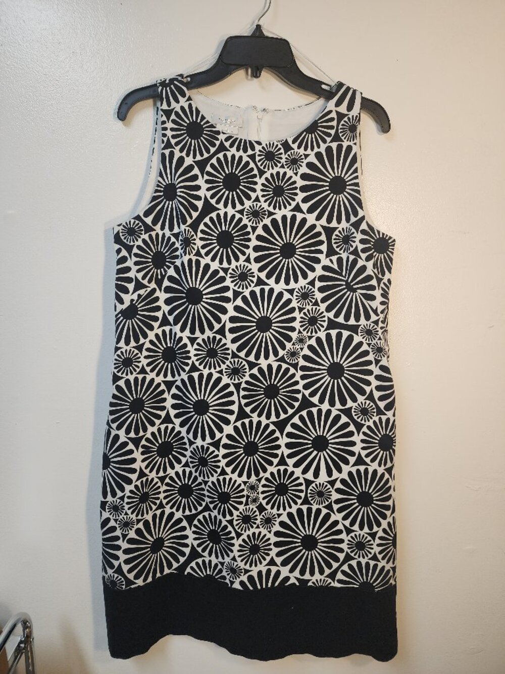 Van Heusen black white sleeveless shift dress 14 cotton blend career event EUC